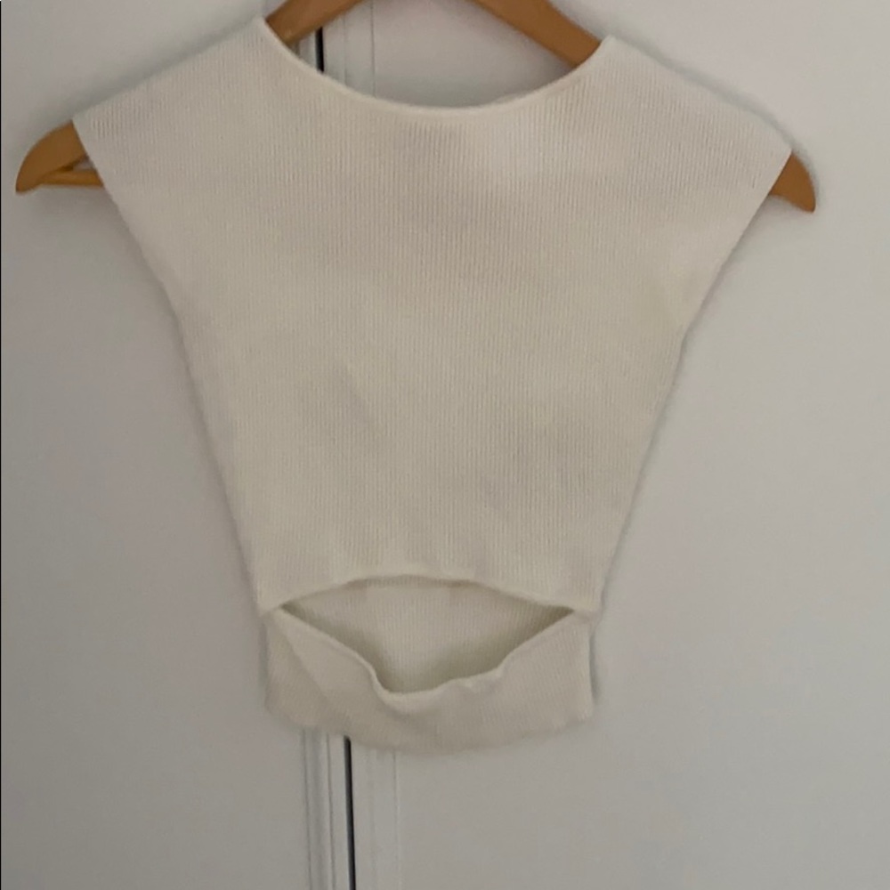 ARITZIA White cutout crop top